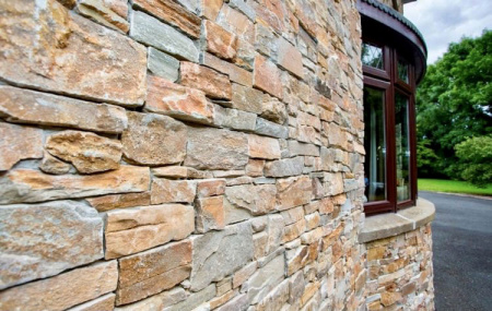 Натуральный камень Pharaon Кварцит бежевый грубый 200x550 мм Натуральный камень Pharaon Кварцит бежевый грубый 200x550 мм