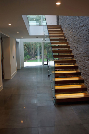 Натуральный камень Pharaon Сланец чёрный классик 150x600 мм Натуральный камень Pharaon Сланец чёрный классик 150x600 мм