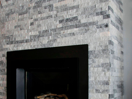 Натуральный камень Pharaon Кварцит бело-серый неоклассик 150x600 мм Натуральный камень Pharaon Кварцит бело-серый неоклассик 150x600 мм