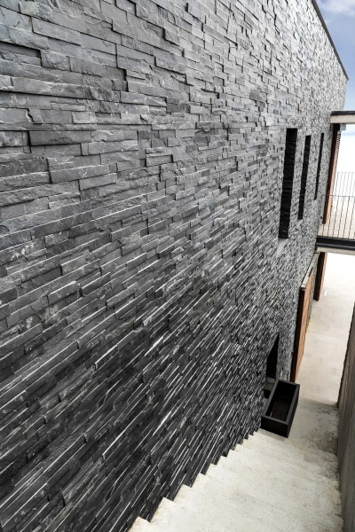 Натуральный камень Pharaon Сланец черный неоклассик 150x600 мм Натуральный камень Pharaon Сланец черный неоклассик 150x600 мм