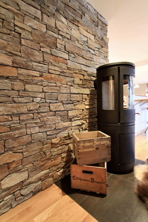 Натуральный камень Pharaon Кварцит мультиколор грубый 200x550 мм Натуральный камень Pharaon Кварцит мультиколор грубый 200x550 мм