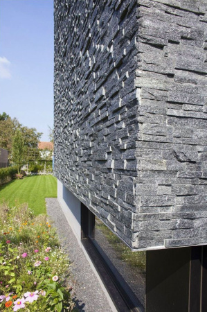 Натуральный камень Pharaon Кварцит чёрный классик 150x600 мм Натуральный камень Pharaon Кварцит чёрный классик 150x600 мм