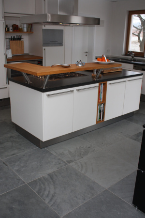 Натуральный камень Pharaon Сланец черный нат.скол 600x600 мм Натуральный камень Pharaon Сланец черный нат.скол 600x600 мм